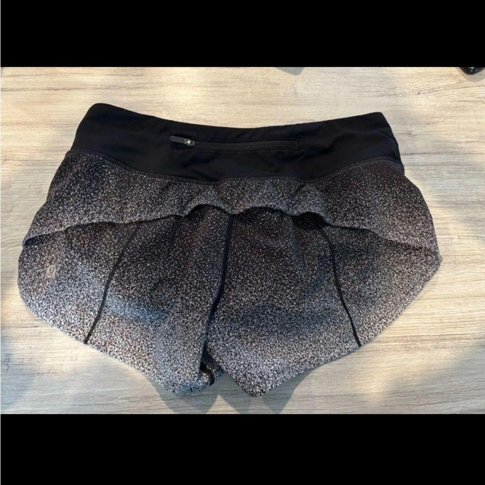 Lululemon Speed Up Shorts 2.5”